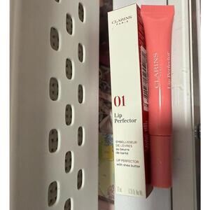 Clarins Lip Perfector 01